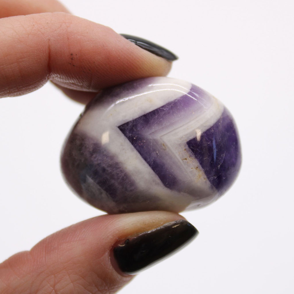 Bag of 12 Chevron Amethyst Tumble Stones - Medium African – view 2