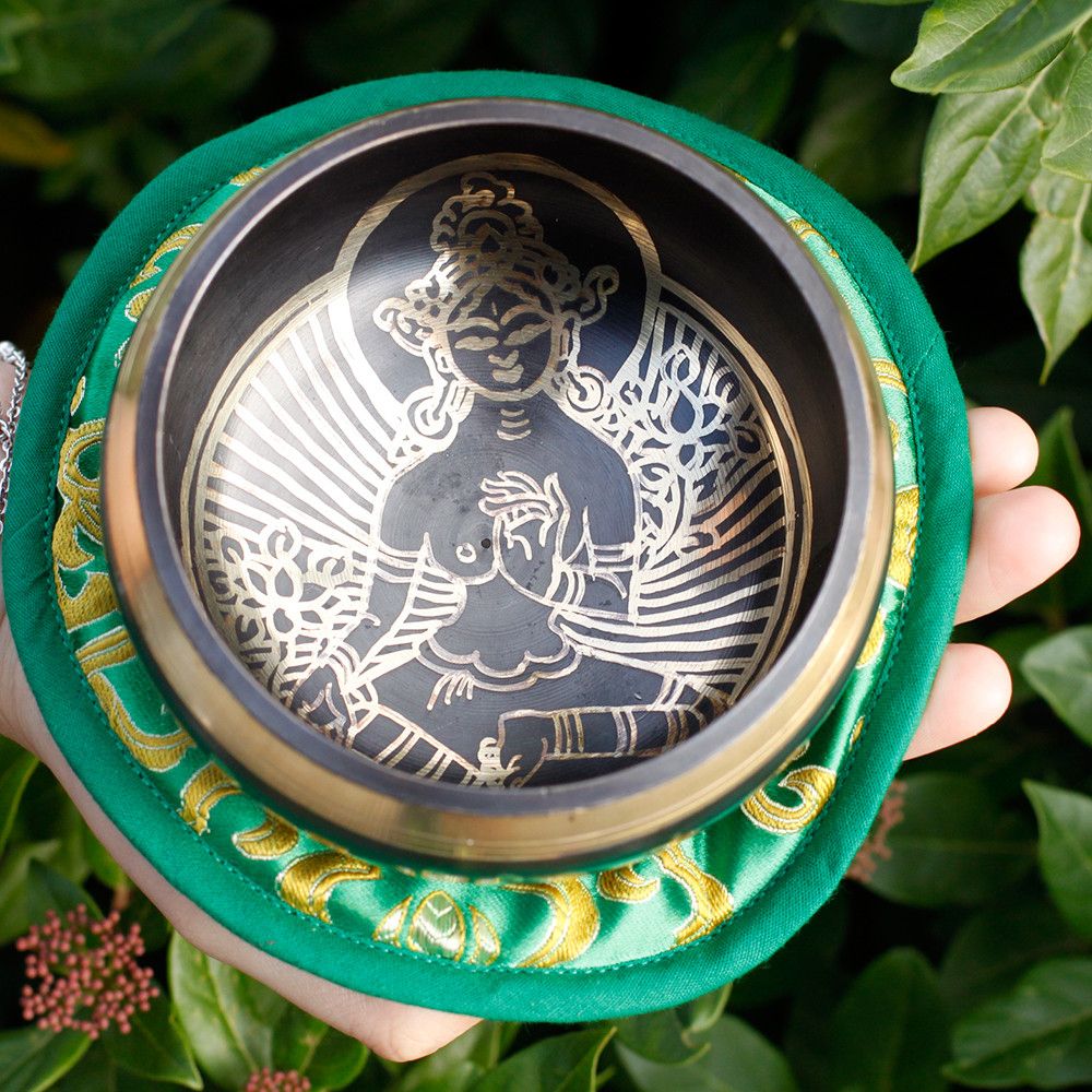 Green Tara Singing Bowl Set - 13cm Brass – view 6
