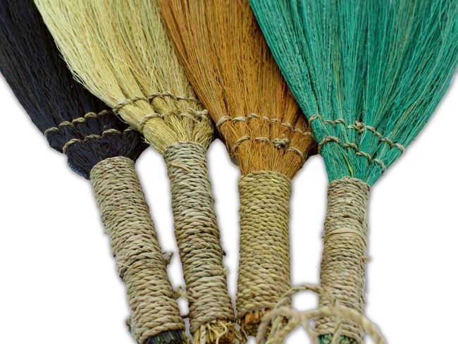Seagrass Fan Broom Set of 4 - Mixed Colours – view 5
