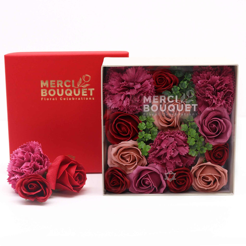 Square Soap Flower Gift Box - Vintage Roses – view 5
