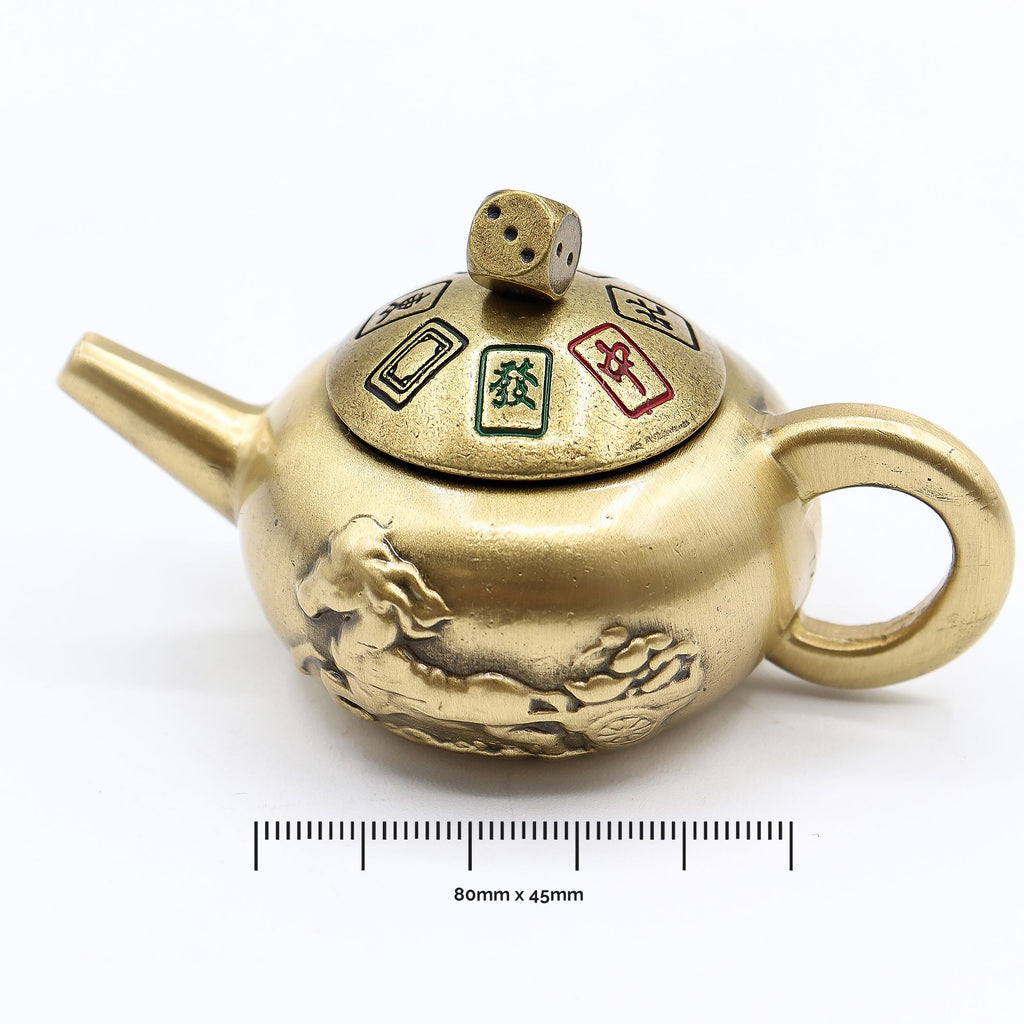 Feng Shui Lucky Teapot Spinner with Dice Lid