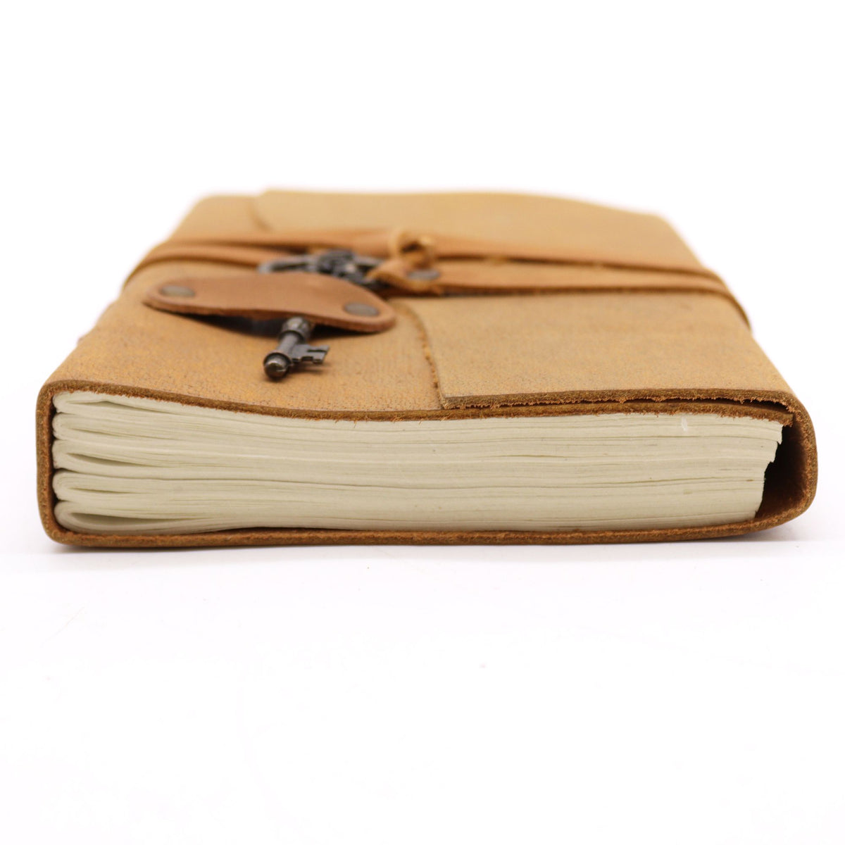 Oiled Tan Leather Notebook with Key, 200 Pages – 13x18 cm – view 4