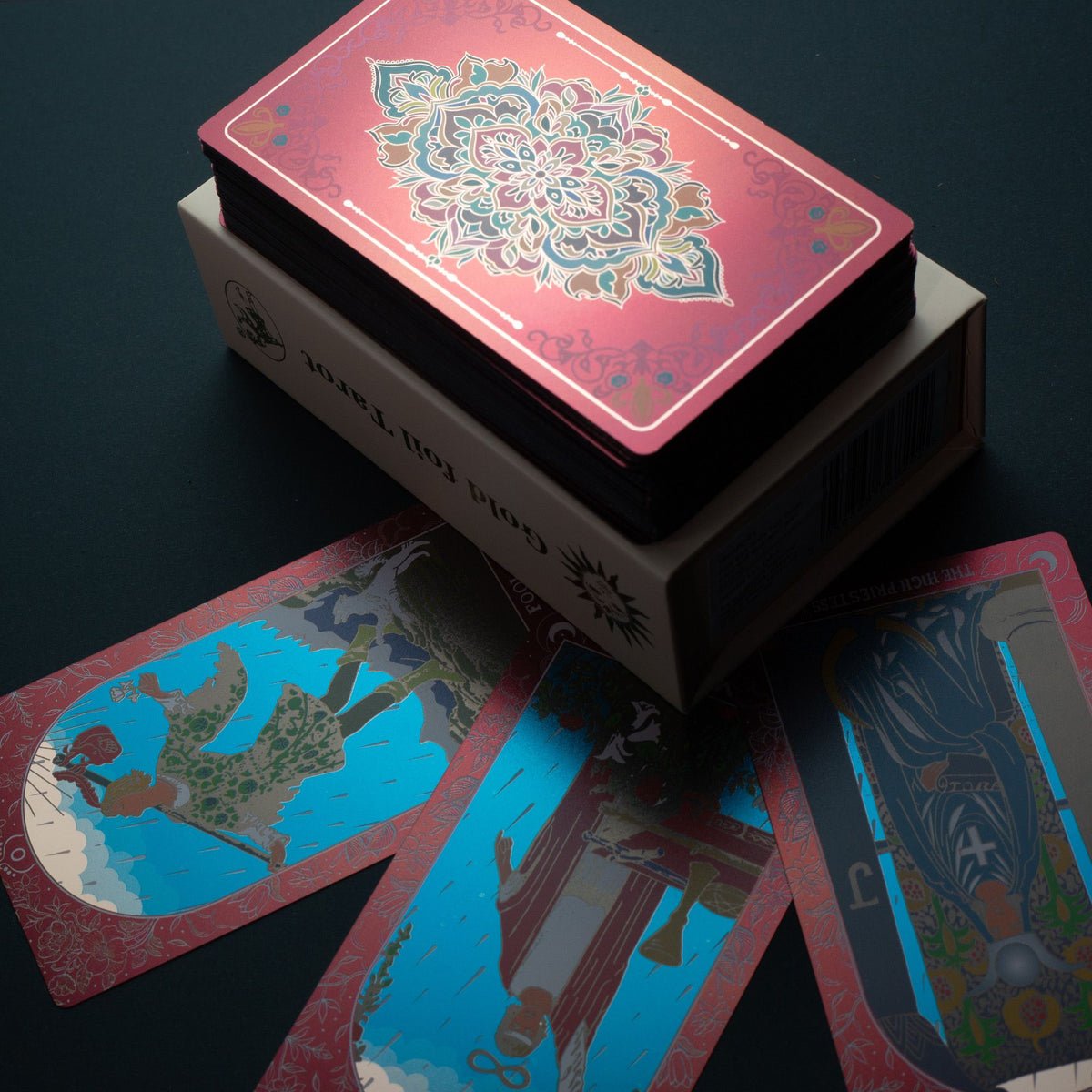Ruby Foil Tarot Card Set in Pink Gift Box – view 3