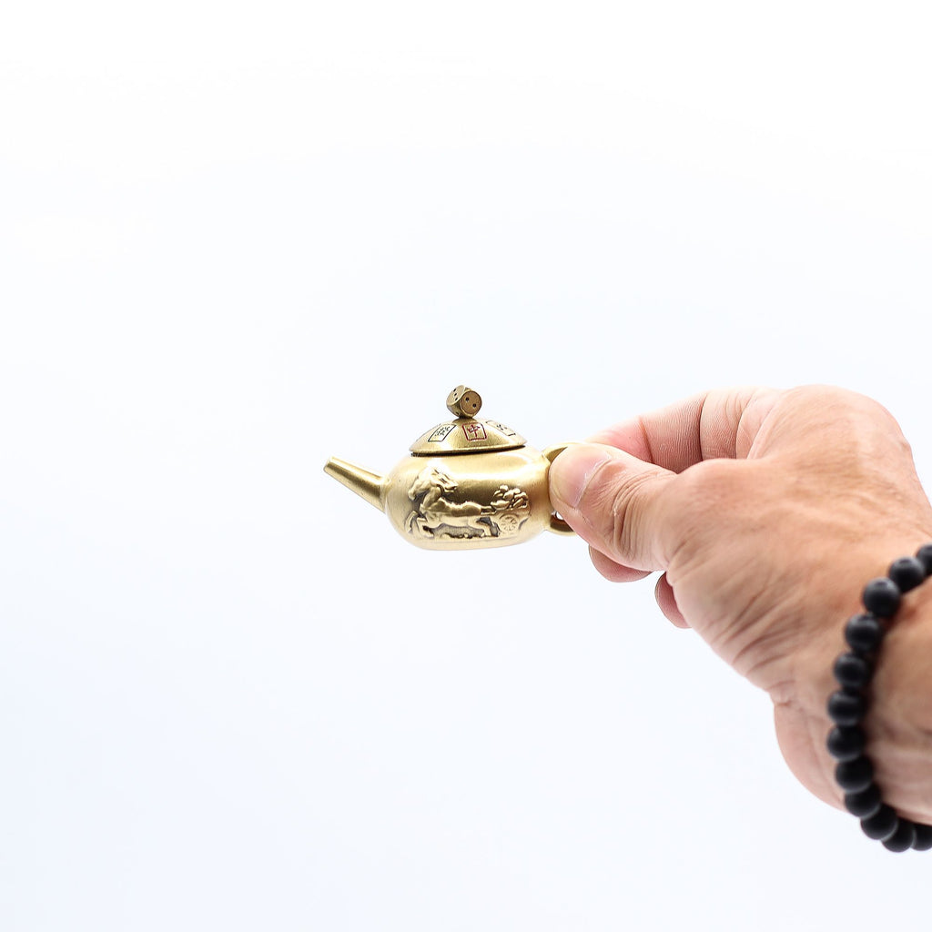 Feng Shui Lucky Teapot Spinner with Dice Lid – view 3