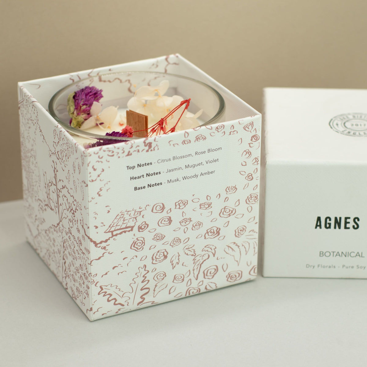 Agnes + Cat Botanical Soy Wax Candle - Roses of Sawrey – view 3
