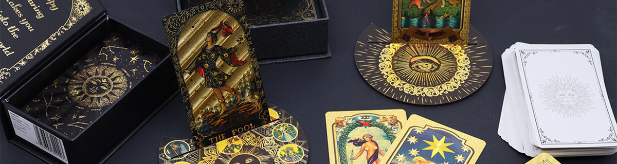 Ruby Foil Tarot Card Set in Pink Gift Box – view 8