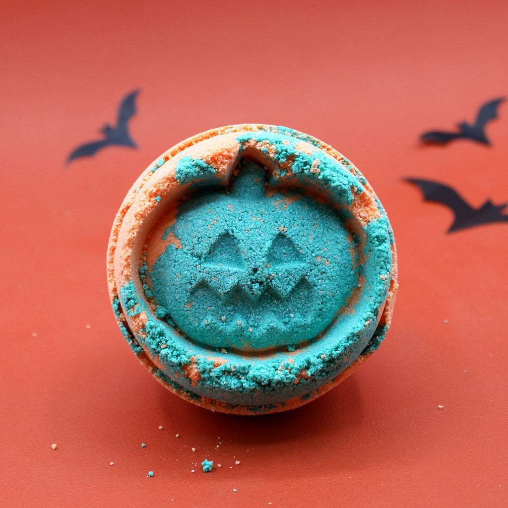 Fennel & Orange Halloween Bath Bomb – view 4