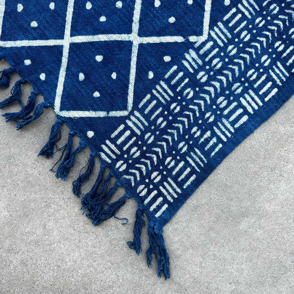 Handmade Indigo Throw - 170x120cm - Midnight Heerak – view 3