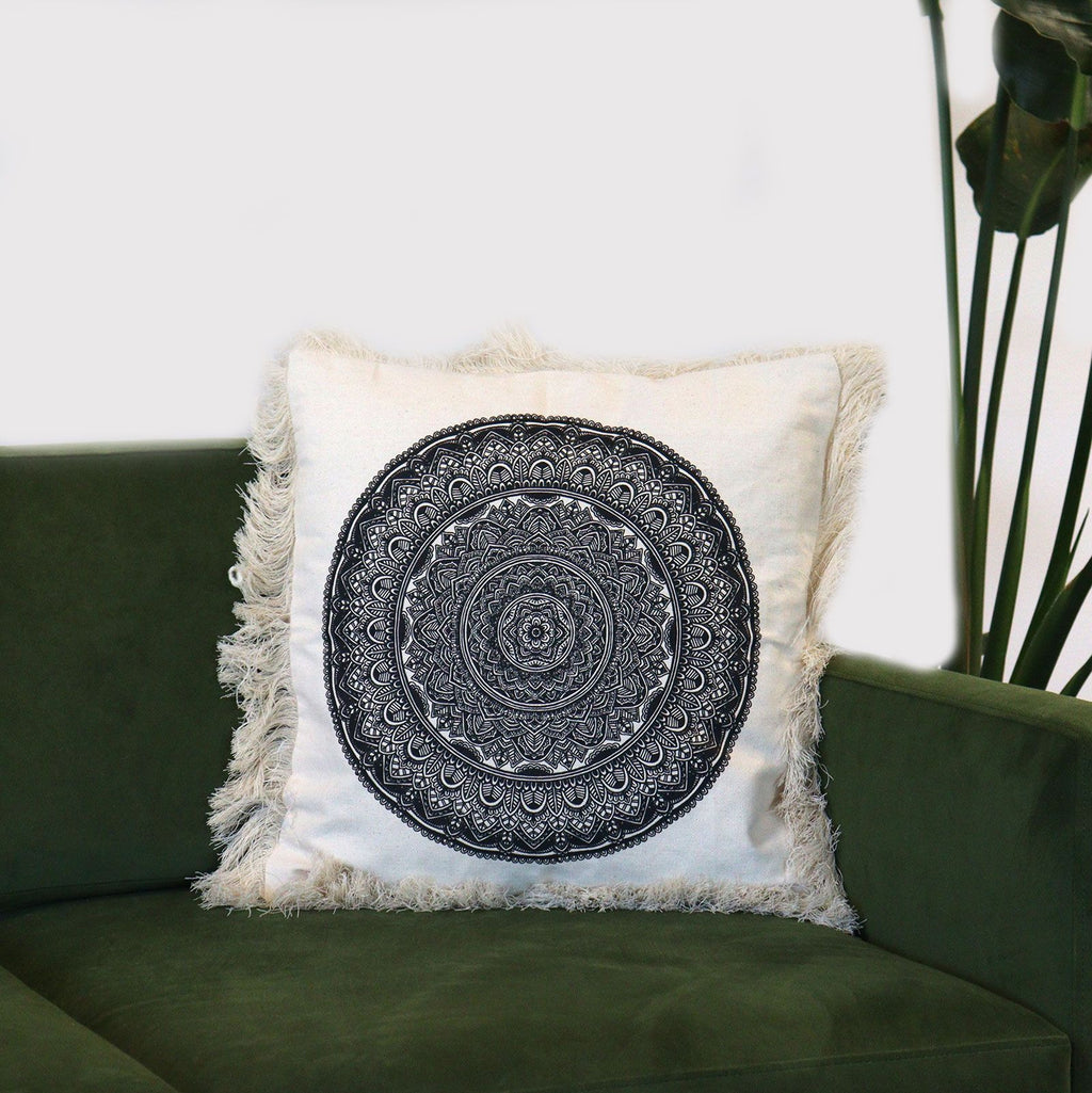 Traditional Mandala Cushion Cover - 45x45cm - Black – view 4