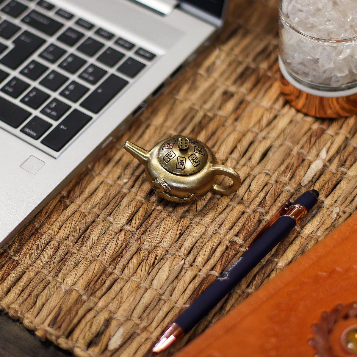 Feng Shui Lucky Teapot Spinner with Dice Lid – view 2