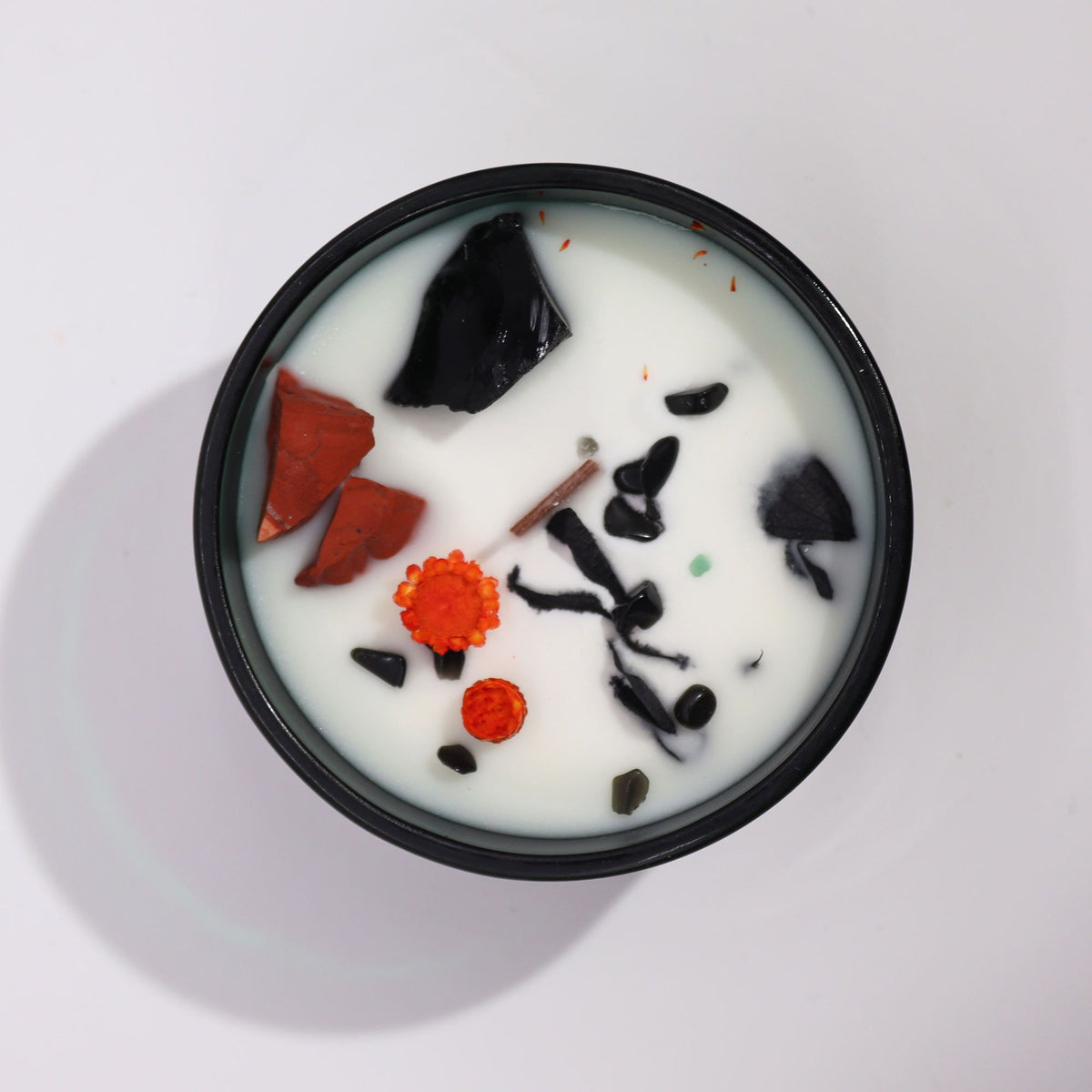 Hop Hare Crystal Magic Candle - The Devil, Red Jasper & Black Agate – view 6